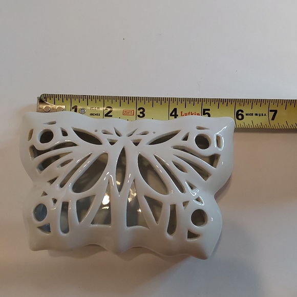 Pacific Rim Porcelain Butterfly Design Lidded Trinket Dish - Picture 7 of 10